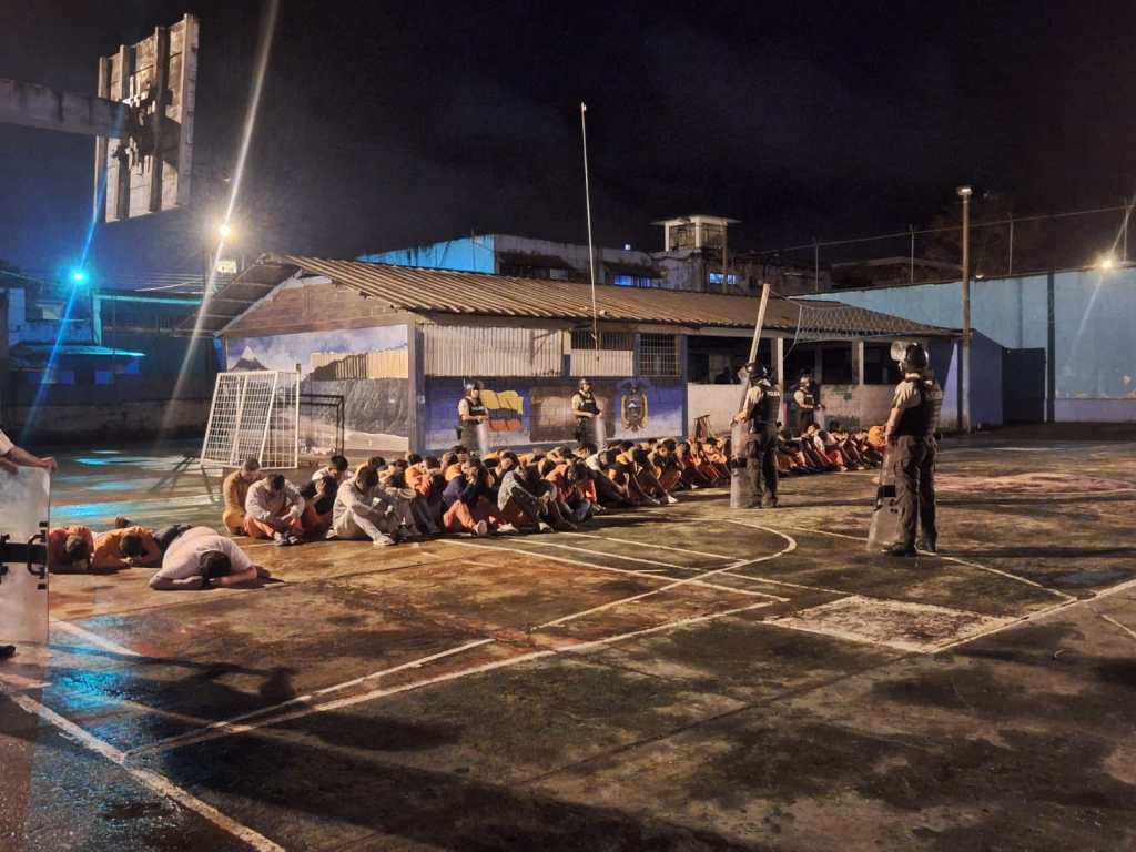 Macas: Policía realizó operativo en el interior de la&nbsp;cárcel