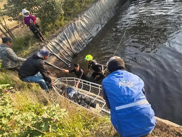 Guamote dos niños mueren tras caer en un tanque de agua