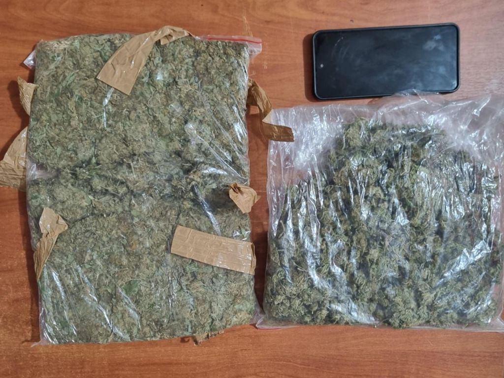 Adolescente fue aislado durante operativo policial por presunto expendio de droga en Pablo&nbsp;Sexto