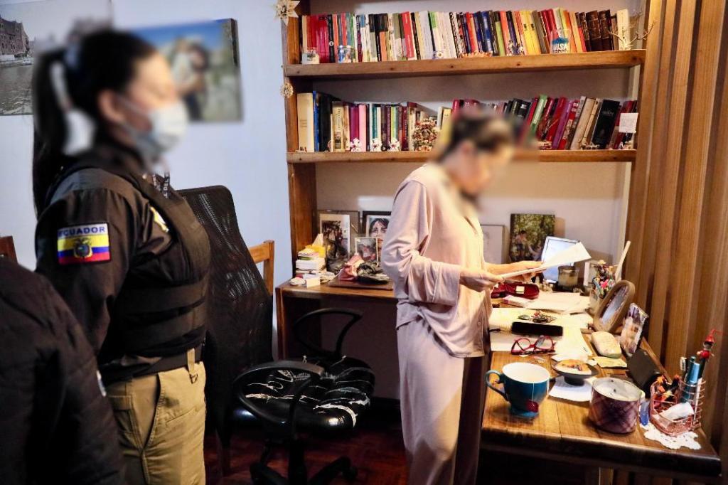 Fiscalía realizó allanamiento en casa de Luisa González en el marco del «caso Caja&nbsp;Chica»