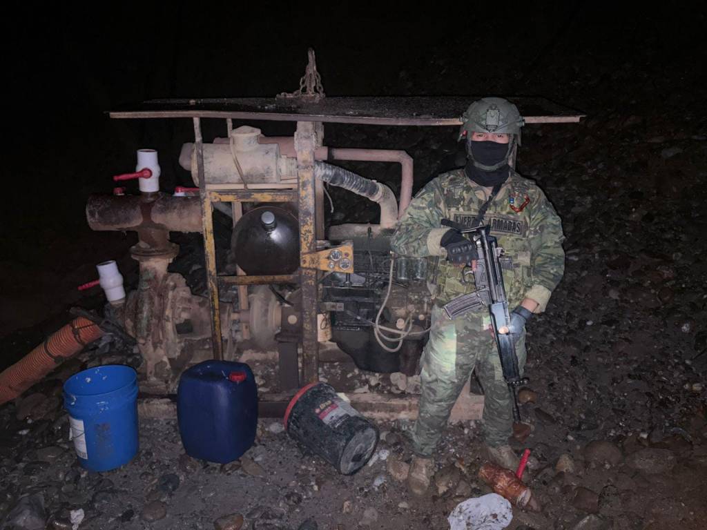 Gualaquiza: Alrededor de 1.750 galones de combustible incautados en mina&nbsp;ilegal