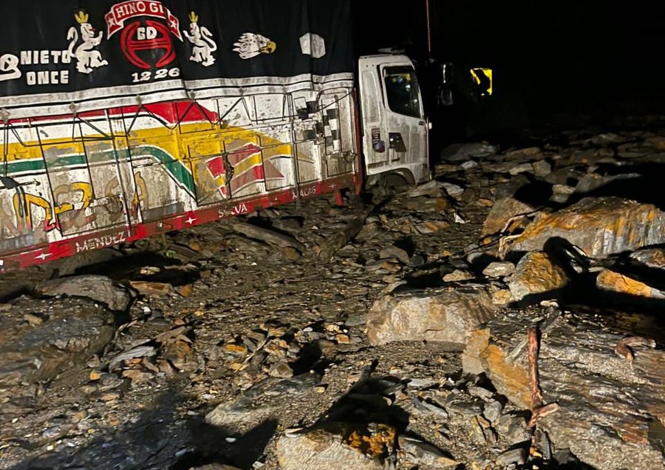 Las lluvias y deslizamientos continúan afectando la red vial de Morona&nbsp;Santiago