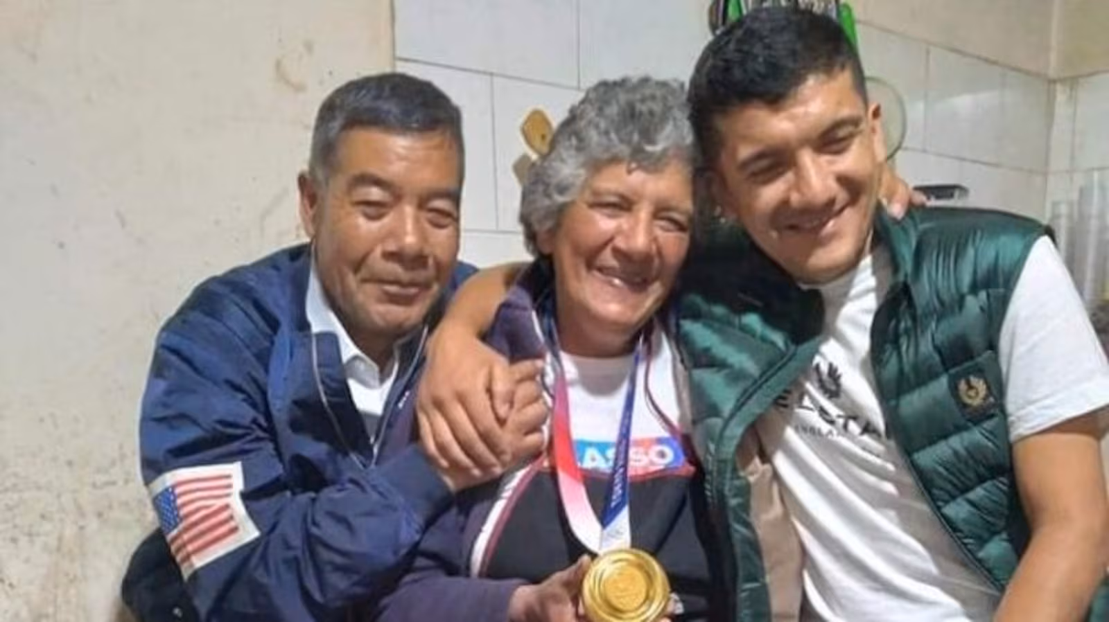 Fallece en Tulcán Ana Luisa Montenegro, madre del ciclista ecuatoriano Richard Carapaz