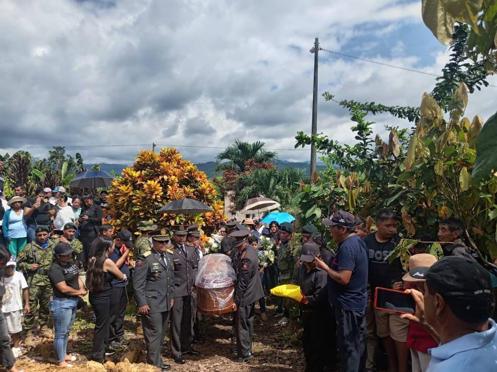 Despiden con honores militares a cabo fallecido tras accidente en el río Santiago; continúa la búsqueda de su&nbsp;compañero