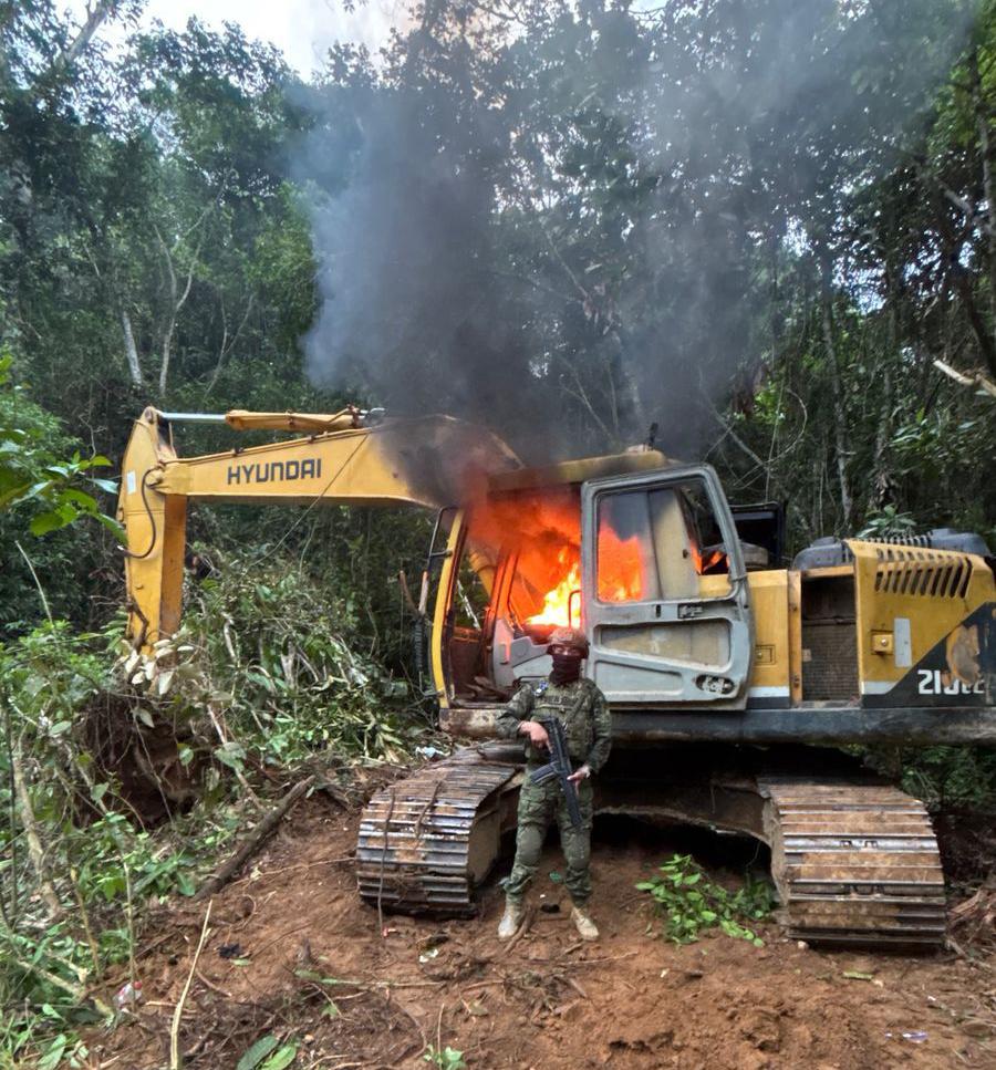 Operativo militar deja maquinaria y combustible decomisados en San Juan Bosco