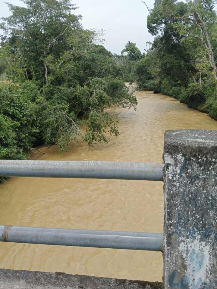 Sevilla Don Bosco ciudadanos preocupados por presuntas actividades de minería en el río Yuquipa