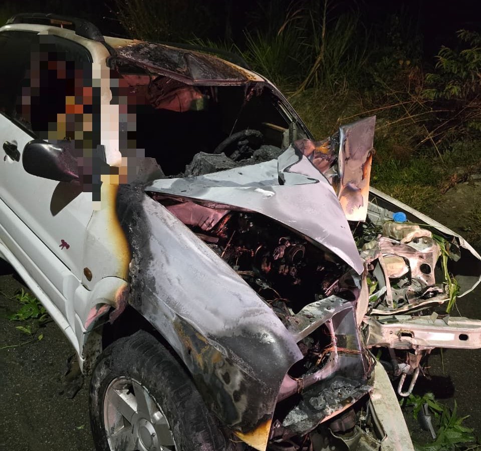 Tres personas mueren en siniestro de tránsito con incendio vehicular en&nbsp;Gualaquiza