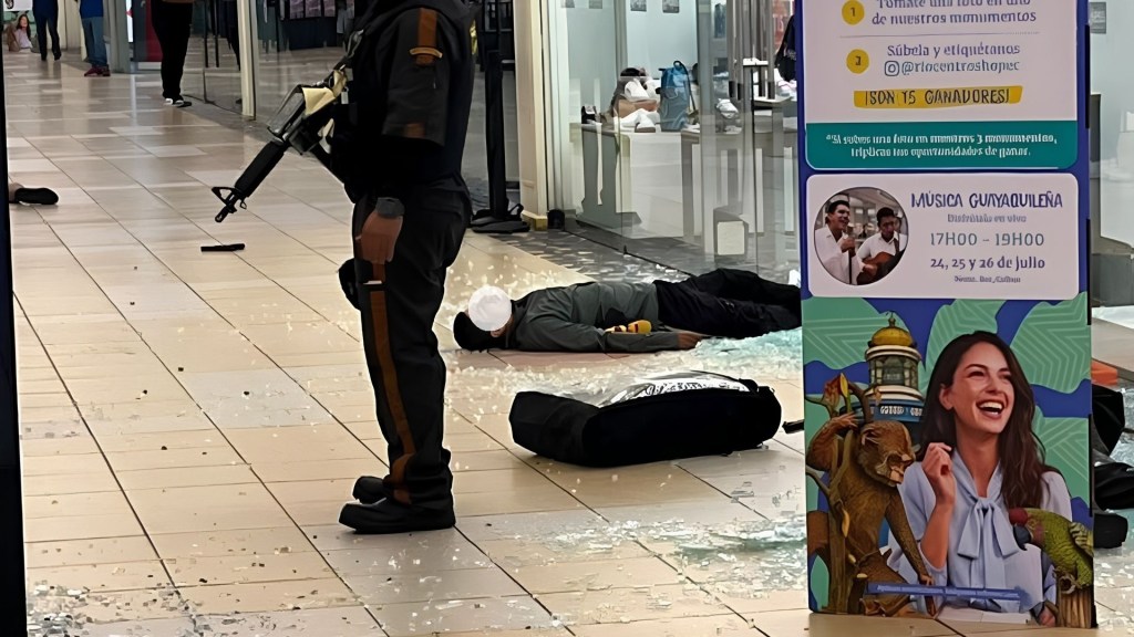 Balacera en centro comercial del sur de Guayaquil deja dos presuntos delincuentes&nbsp;abatidos