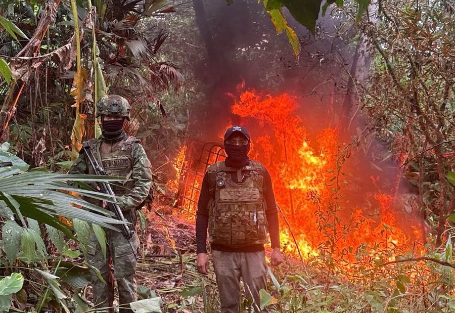 Ejército destruyó maquinaria de minería ilegal en Santiago de Méndez