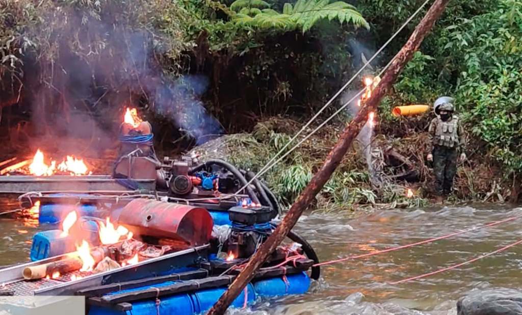 Limón Indanza: Operativo contra la minería ilegal en la Reserva Tinajillas-Río&nbsp;Gualaceño